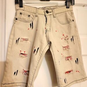 Men's LR Scoop Denim Distressed Shorts With Paint Splatter